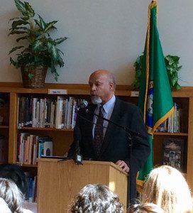 League of Education Voters board treasurer Kevin Washington kicked things off as the MC