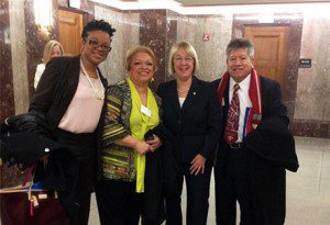 Senator Patty Murray with the travelers from Washington. From left: Quontica Sparks, Ruvine Jiménez, Sen. Murray, and Gabriel Portugal.